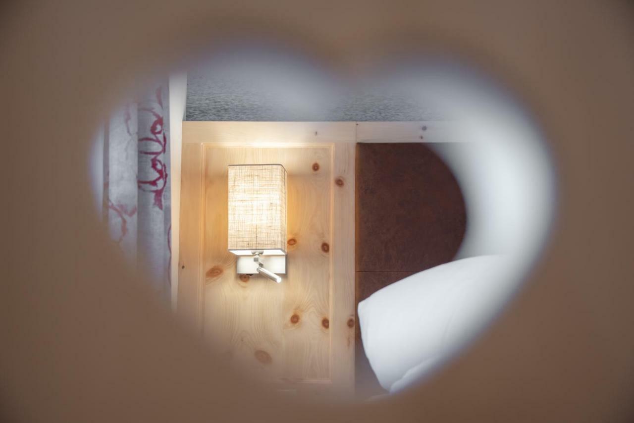 Hotel Theiner Curon Venosta Eksteriør bilde