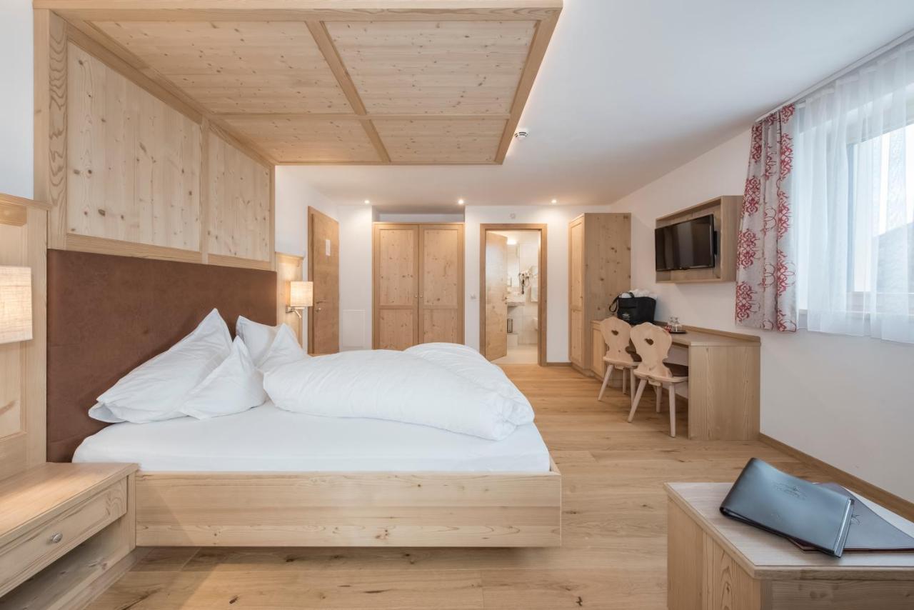Hotel Theiner Curon Venosta Eksteriør bilde